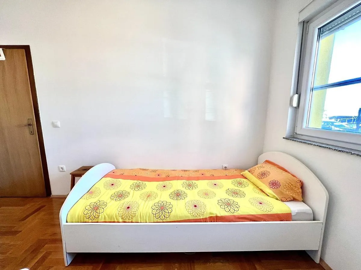 Apartment Aida Jadranovo