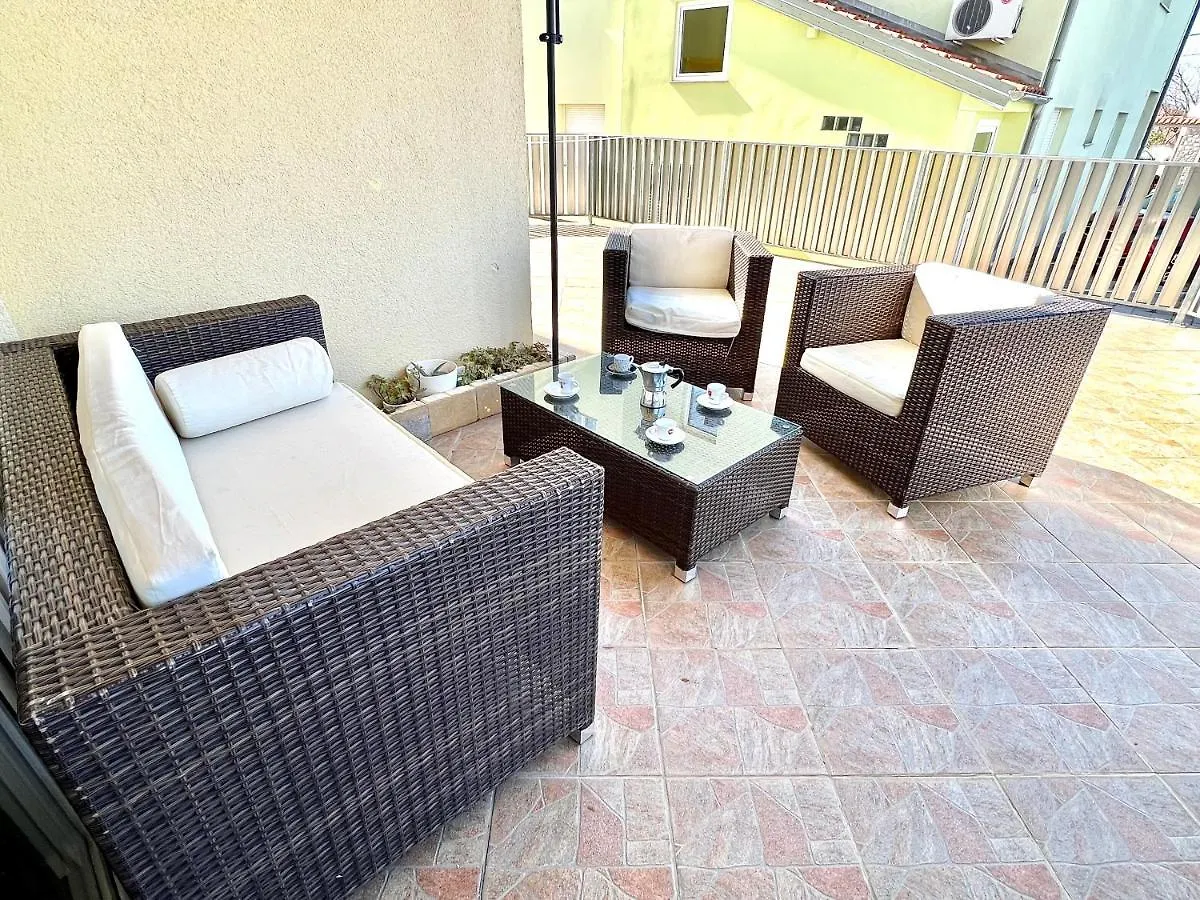 Apartment Aida Jadranovo